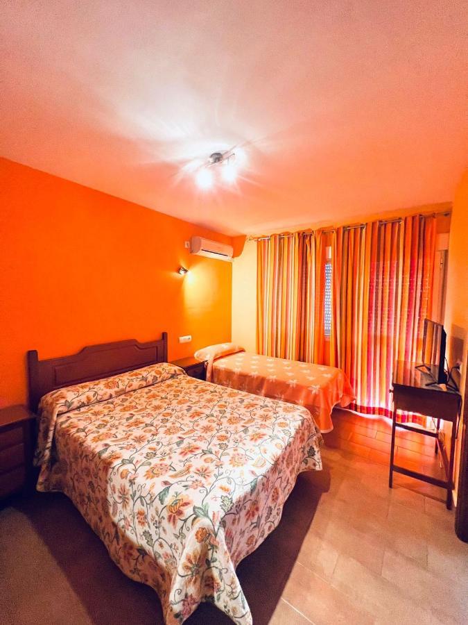 Hostal Muriel Aljaraque Zewnętrze zdjęcie
