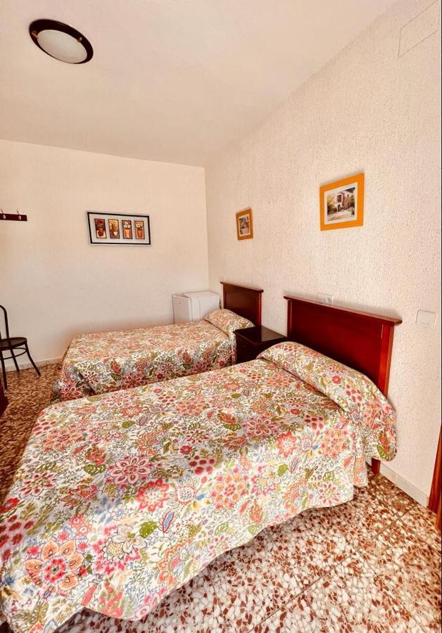 Hostal Muriel Aljaraque Zewnętrze zdjęcie